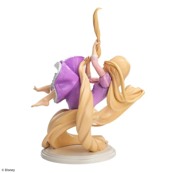 Sega Figures: Personajes Disney - Rapunzel en la Torre