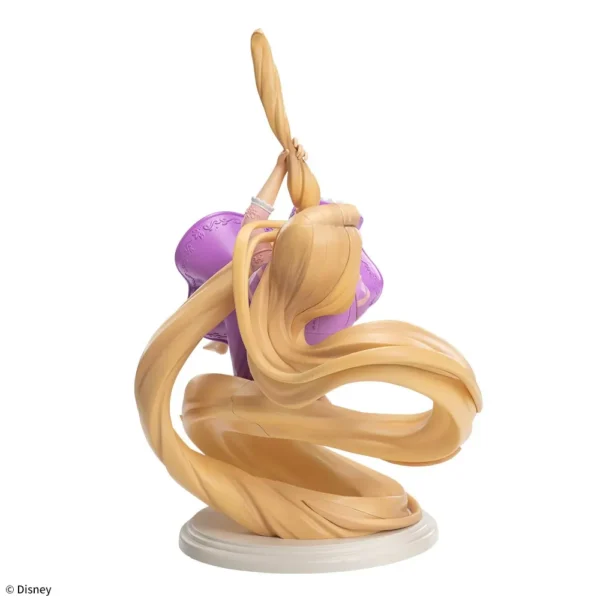 Sega Figures: Personajes Disney - Rapunzel en la Torre