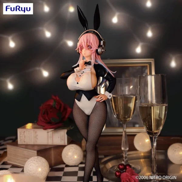 Furyu Bicute Bunnies Figures: Tailcoat - Super Sonico