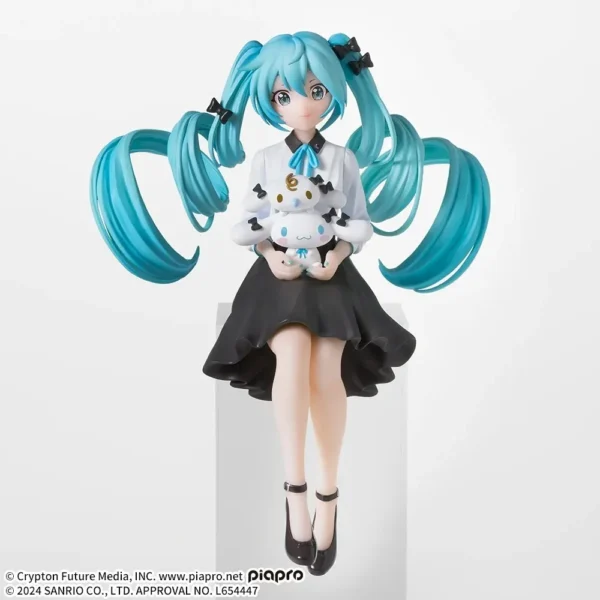 Sega Chokonose Figures: Hatsune Miku x Cinnamoroll