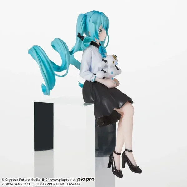 Sega Chokonose Figures: Hatsune Miku x Cinnamoroll