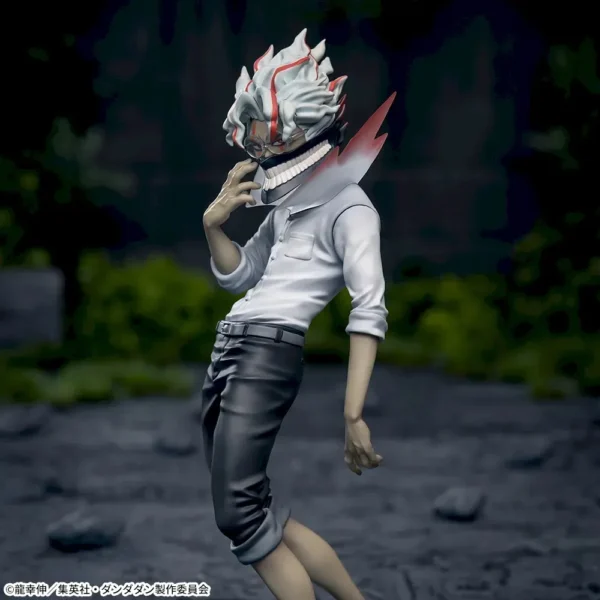 Sega Luminasta Figures: Dan Da Dan - Okarun (transformación).