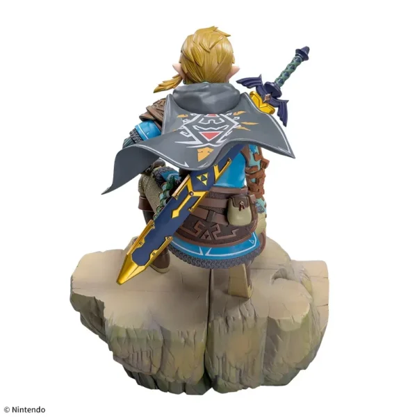 Sega FIGURIZMα Figures: The Legend of Zelda: Tears of the Kingdom - Link