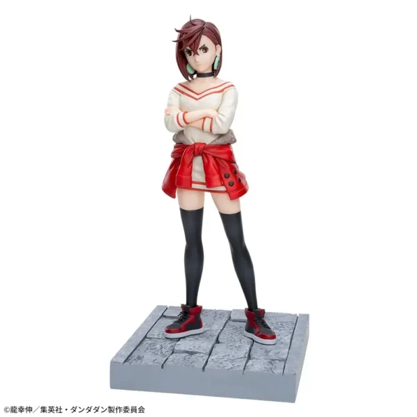 Sega Luminasta Figures: Dan Da Dan - Momo vestido de civil Ver.