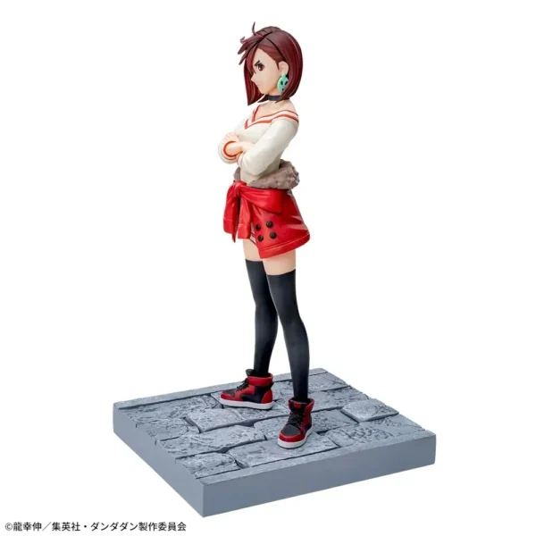 Sega Luminasta Figures: Dan Da Dan - Momo vestido de civil Ver.
