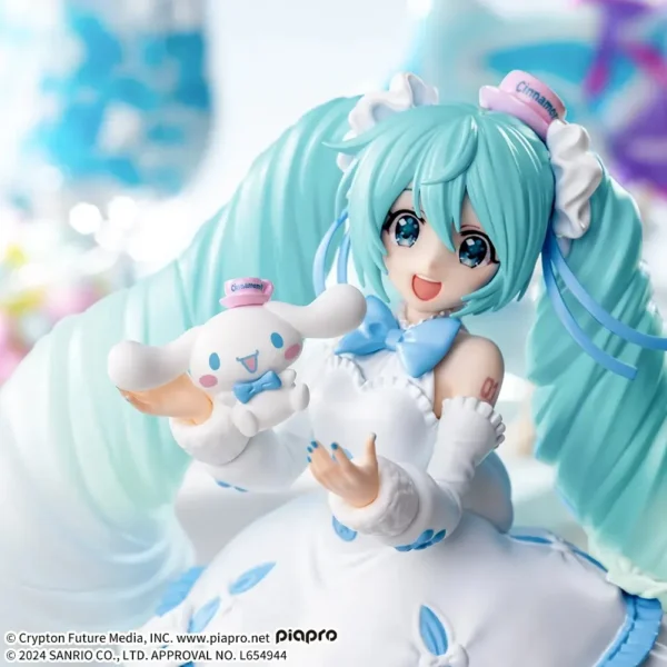 Sega Luminasta Figures: Hatsune Miku x Cinnamoroll Vestido blanco