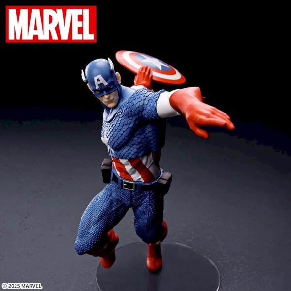 Sega Luminasta Figure: Marvel - Capitán América