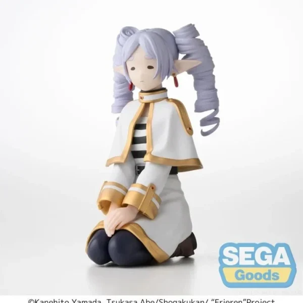 Sega PM Perching Figures: Frieren Beyond Journey's End - Frieren (I Have Ringlets Now)