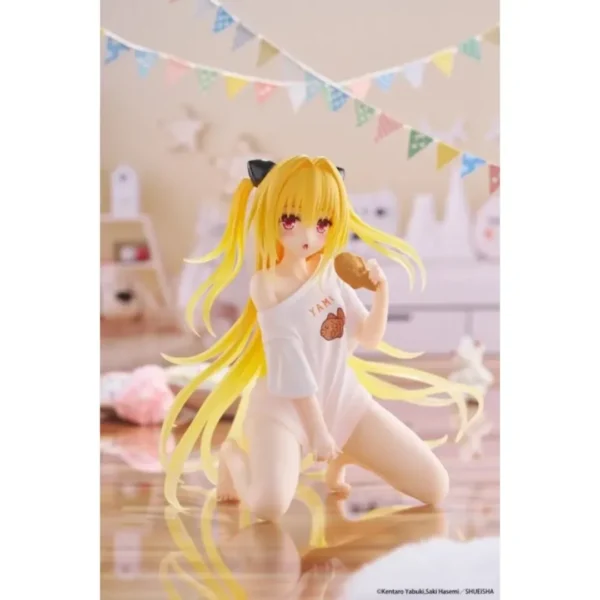 ‎Taito Desktop Cute Figure: To Love-Ru Darkness - Golden Darkness (Roomwear Ver.)