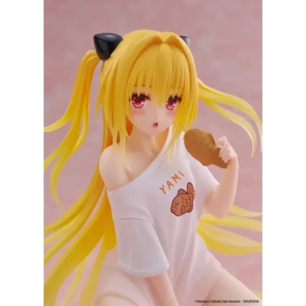 ‎Taito Desktop Cute Figure: To Love-Ru Darkness - Golden Darkness (Roomwear Ver.)