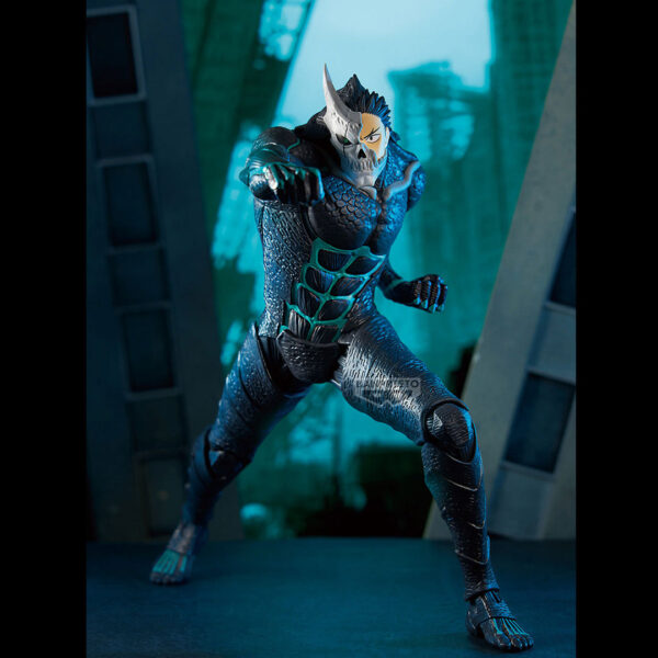 Banpresto Grandista Figure: Kaiju No. 8 - Kafka Hibino Transformación.