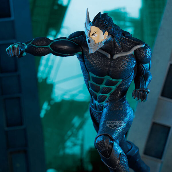 Banpresto Grandista Figure: Kaiju No. 8 - Kafka Hibino Transformación.