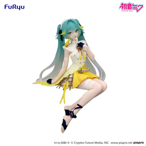 ‎Furyu Noodle Stopper Figure: Hatsune Canary Bird
