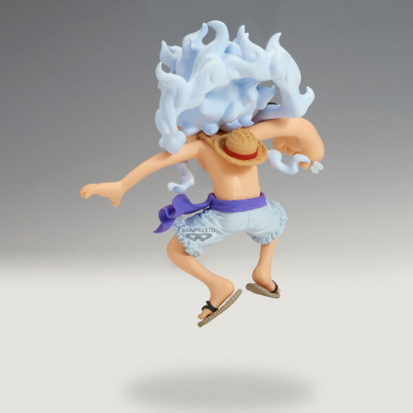 ‎Banpresto World Collectable Figure: One Piece - Monkey D. Luffy vs. Borsalino